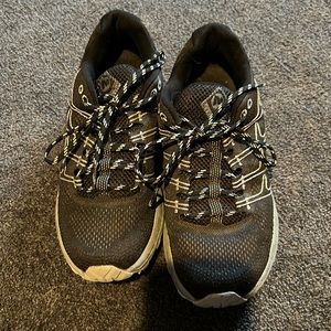 Merrill trail /tennis shoe